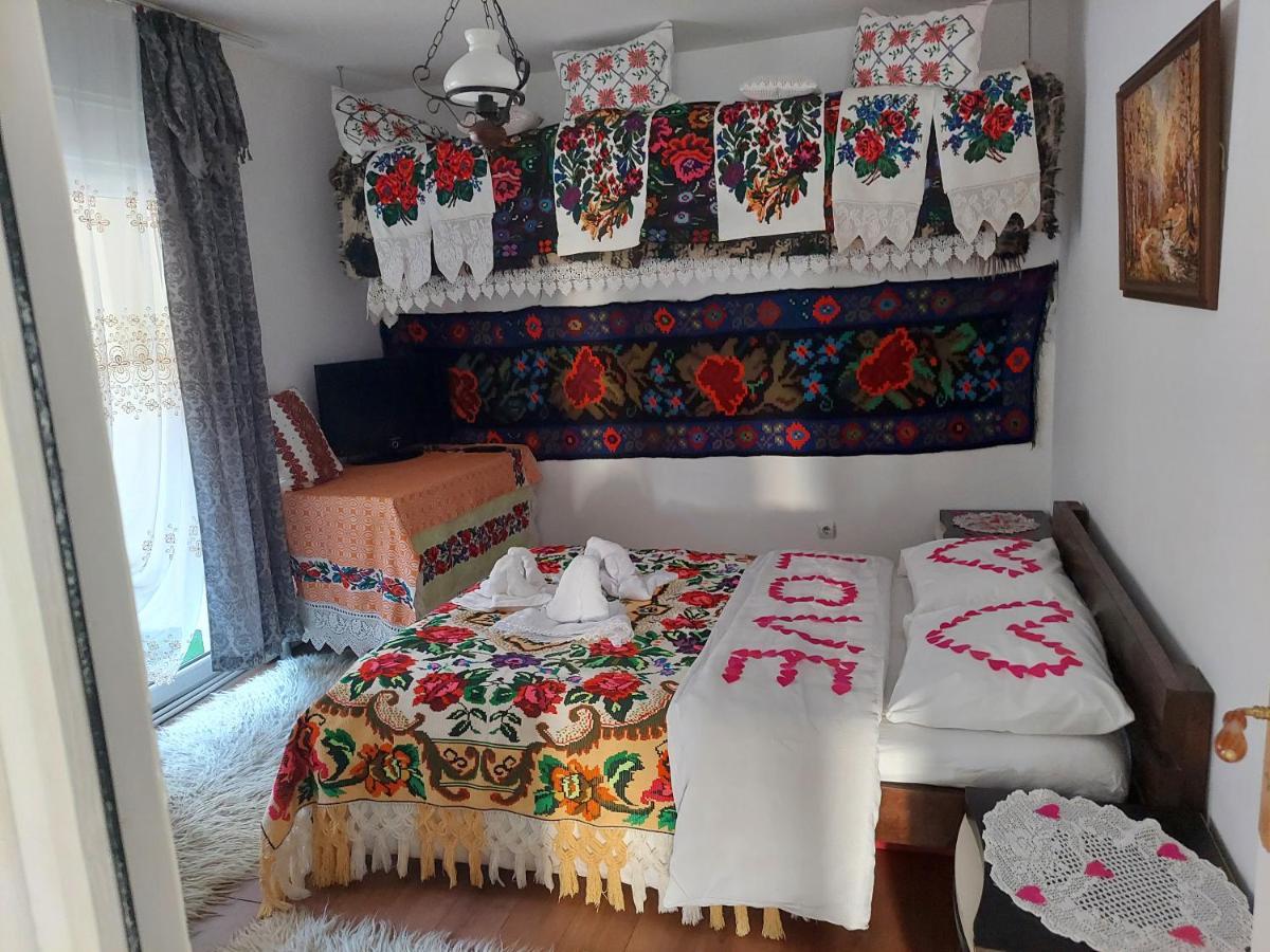 La Ionica Rozavlea Mm Hotel ภายนอก รูปภาพ